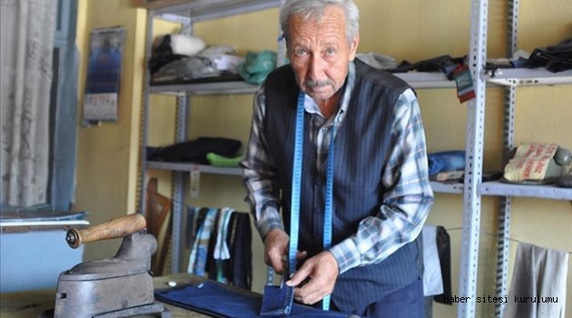 48 yıllık terzi Çavdar 75 yıllık kömürlü ütüden vazgeçemiyor