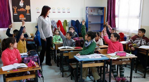 Aday öğretmenler maaş hakkına 1 Mart itibarıyla kavuşacak