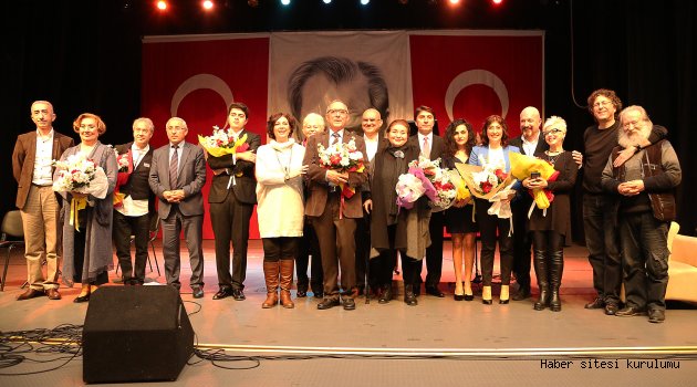 Ataol Behramoğlu’nun 50. Sanat Yılı Ataşehir’de kutlandı