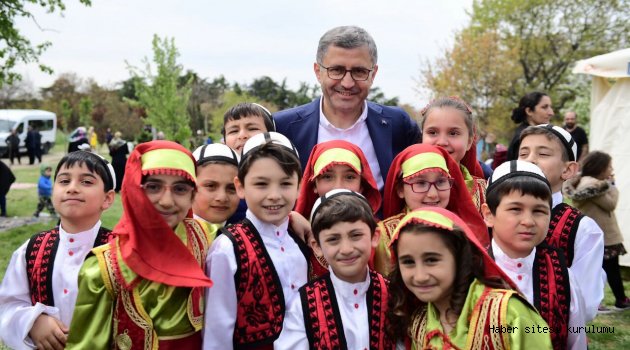 BİNLERCE ÇOCUK EĞLENDİ