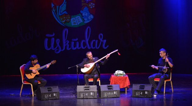 CENGİZ ÖZKAN’DAN ÜSKÜDARLILARA TÜRKÜ ZİYAFETİ