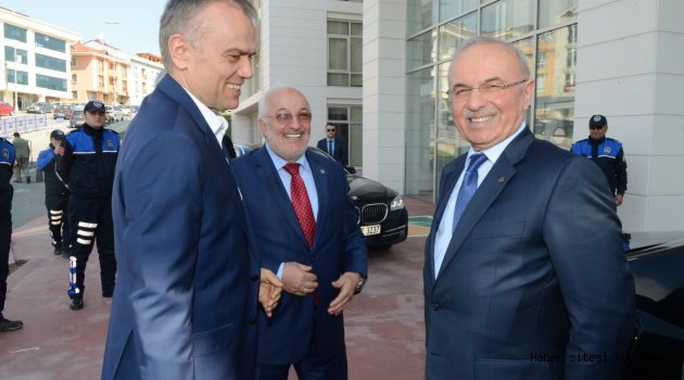 CUMHURBAŞKANLIĞI GENEL SEKRETERİ FAHRİ KASIRGA’DAN ÇEKMEKÖY’E ZİYARET
