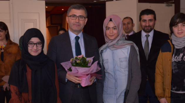 HİLMİ TÜRKMEN'DEN TEOG ÖĞRENCİLERİNE
