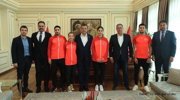 İMAMOĞLU’NDAN ŞAMPİYON SPORCULARA: SİYASET HARİÇ, TÜM ALANLARDA KATKINIZA İHTİYACIMIZ VAR