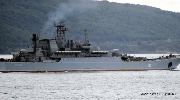 Rus gemisi geniş güvenlik önlemiyle boğazdan geçti