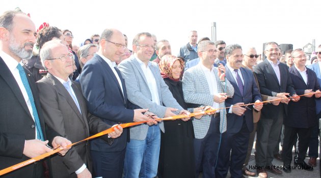 Üsküdar Belediyesi,Şenol Güneş Parkı’nı hizmete açtı.