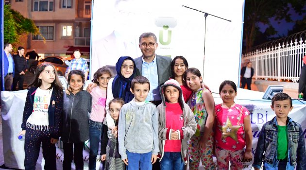 ÜSKÜDAR’IN GÖNÜL SOFRALARI BİNLERCE KİŞİYİ AĞIRLIYOR