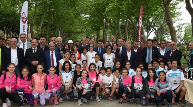 VALİ ŞAHİN, “37. ATATÜRK YOL KOŞUSU”NU BAŞLATTI